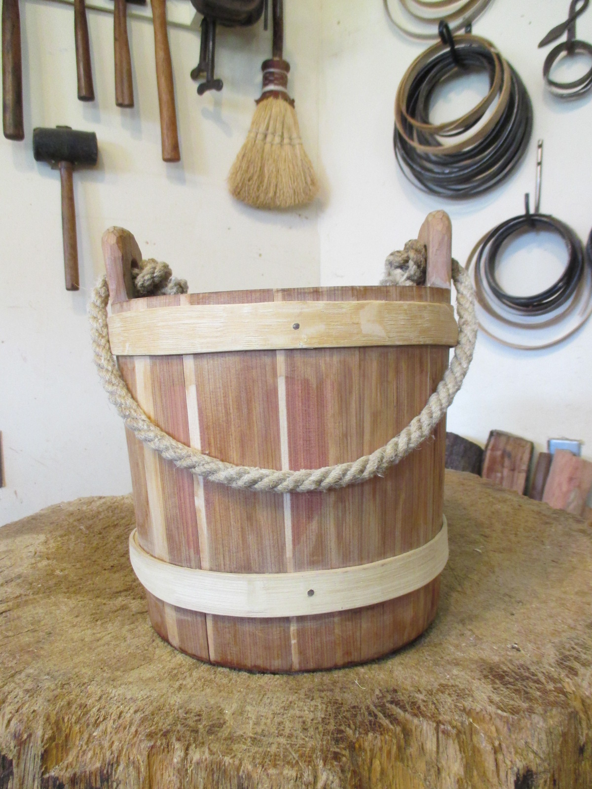 coopering...making wooden buckets (woodworking forum at permies)